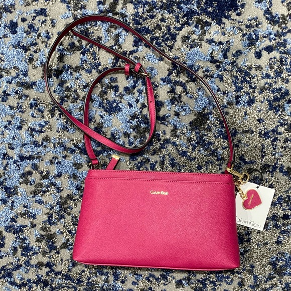 Calvin Klein Handbags - Calvin Klein rosy dark pink crossbody